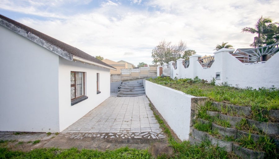 2 Bedroom Property for Sale in Haven Hills Eastern Cape